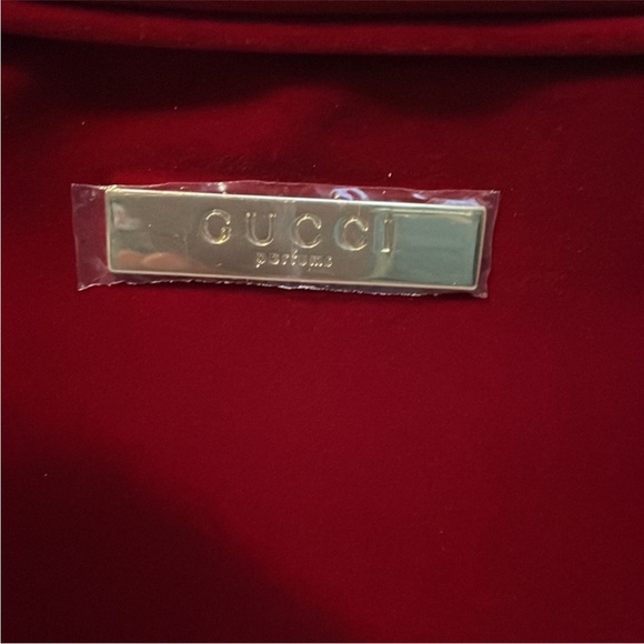 Authentic Gucci Cosmetic Makeup Pouch - Picture 2 of 3
